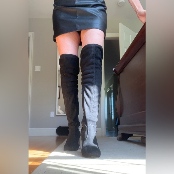 Over-the-knee heeled boots - size 9 - Picture 9 of 10